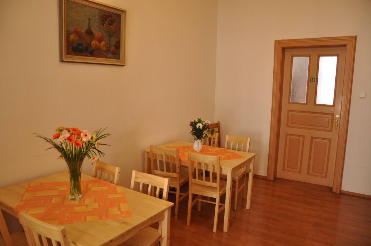 Hotel Decin Kültér fotó