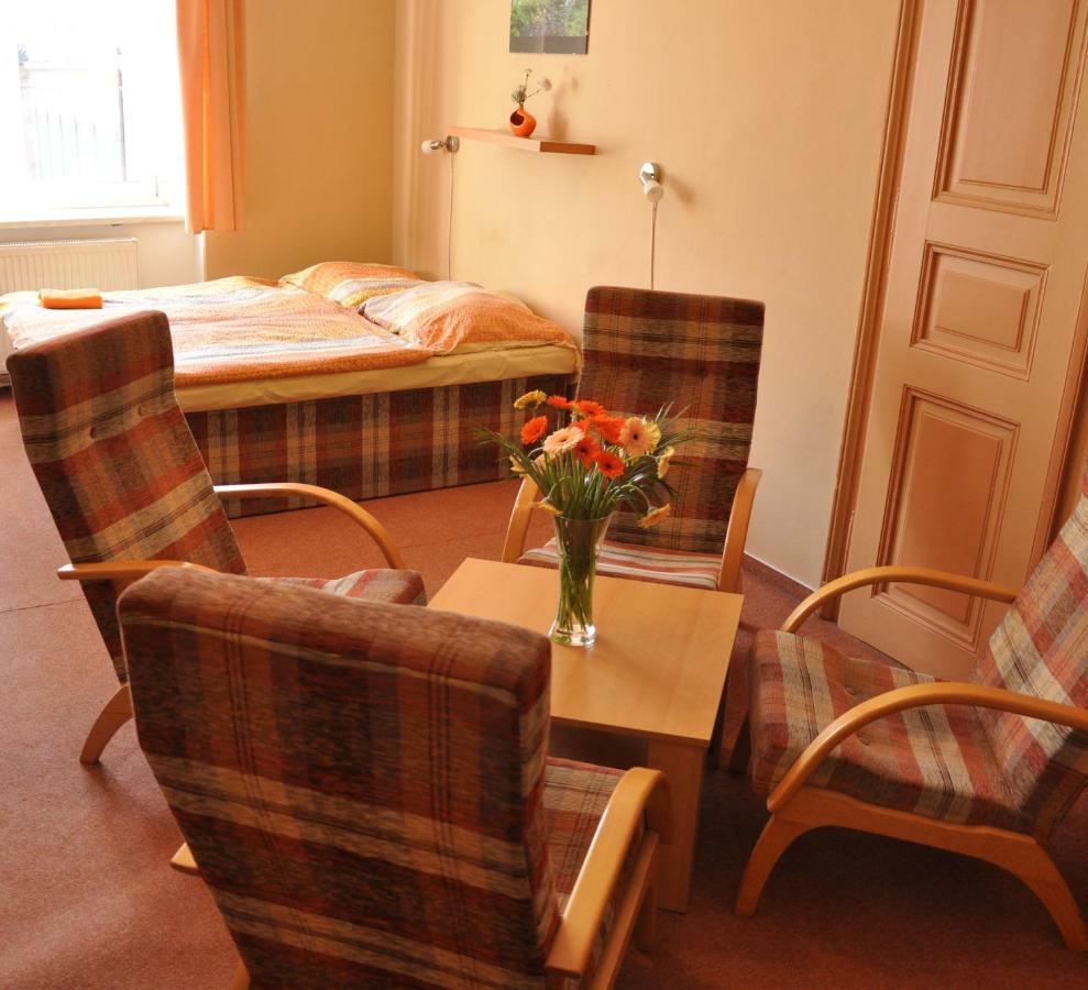 Hotel Decin Kültér fotó