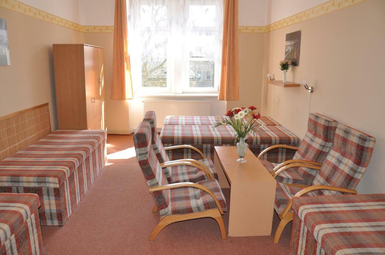 Hotel Decin Kültér fotó